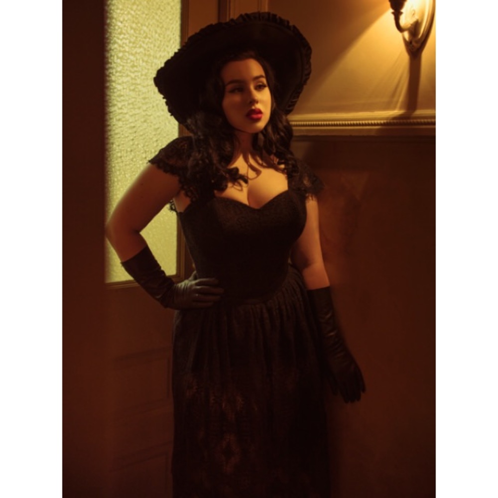 *SOLD* Southern Gothic Skirt in Black - Picture 6 of 12